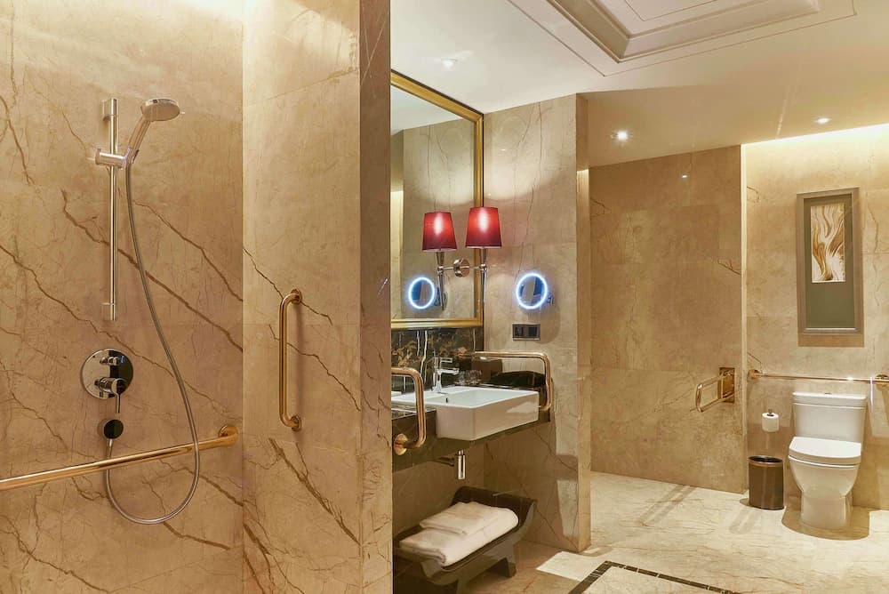 Bathroom shower