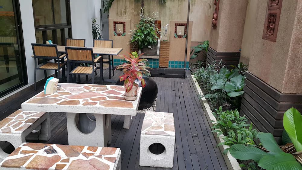 Terrace/patio