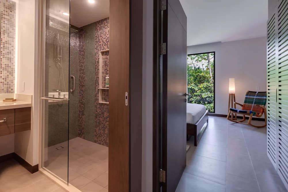 Bathroom shower