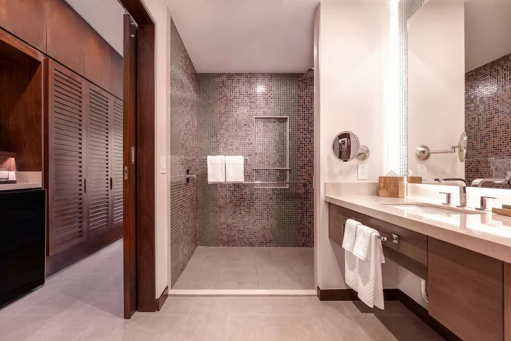 Bathroom shower