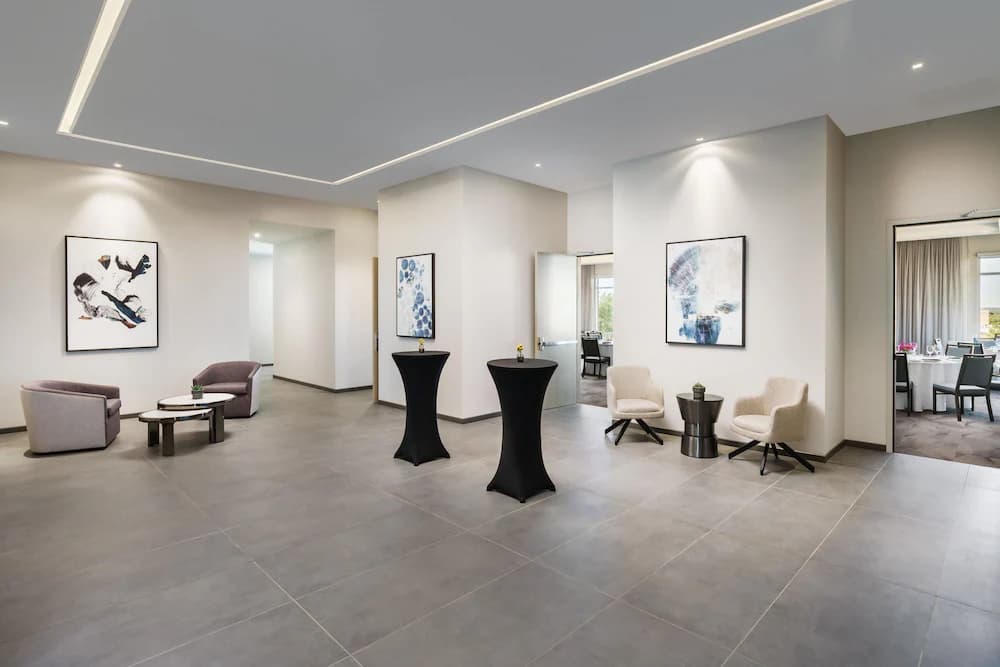 Meeting facility