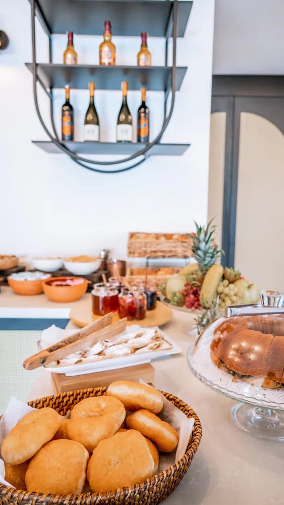 Breakfast buffet