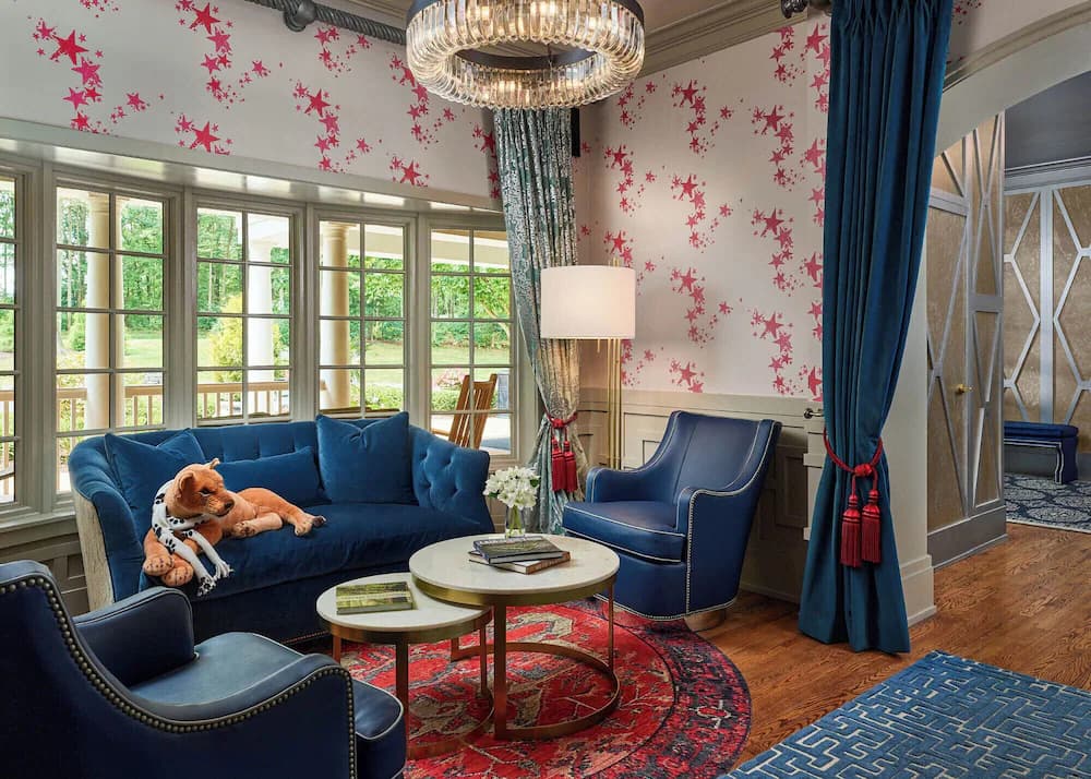 Lobby sitting area