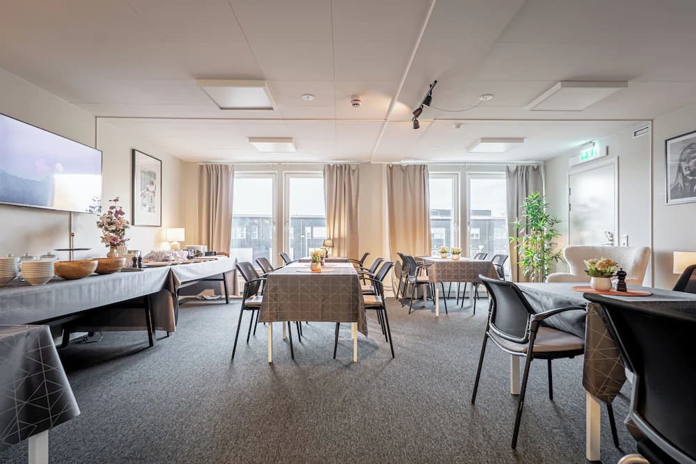 Breakfast area