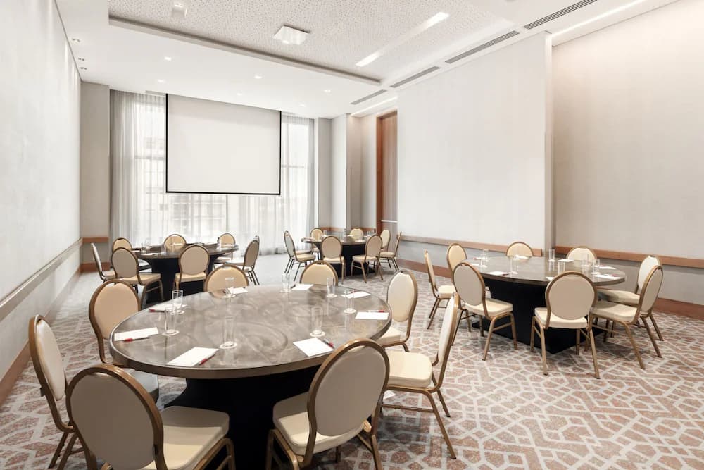 Meeting facility