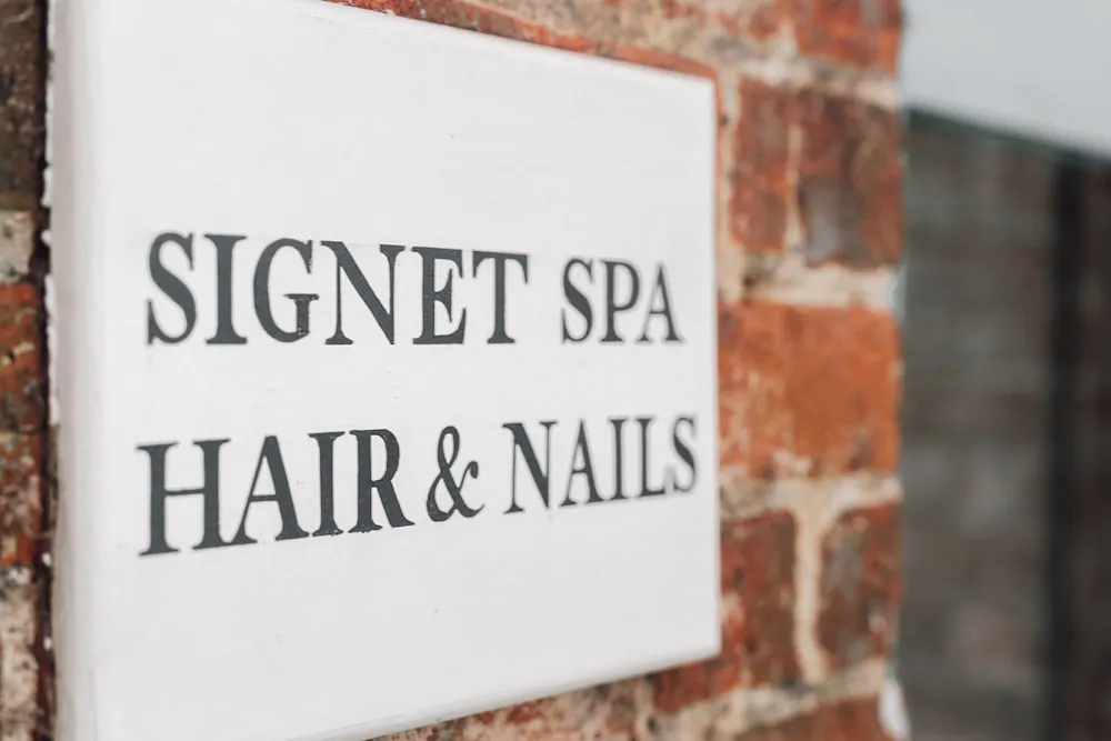 Hair salon