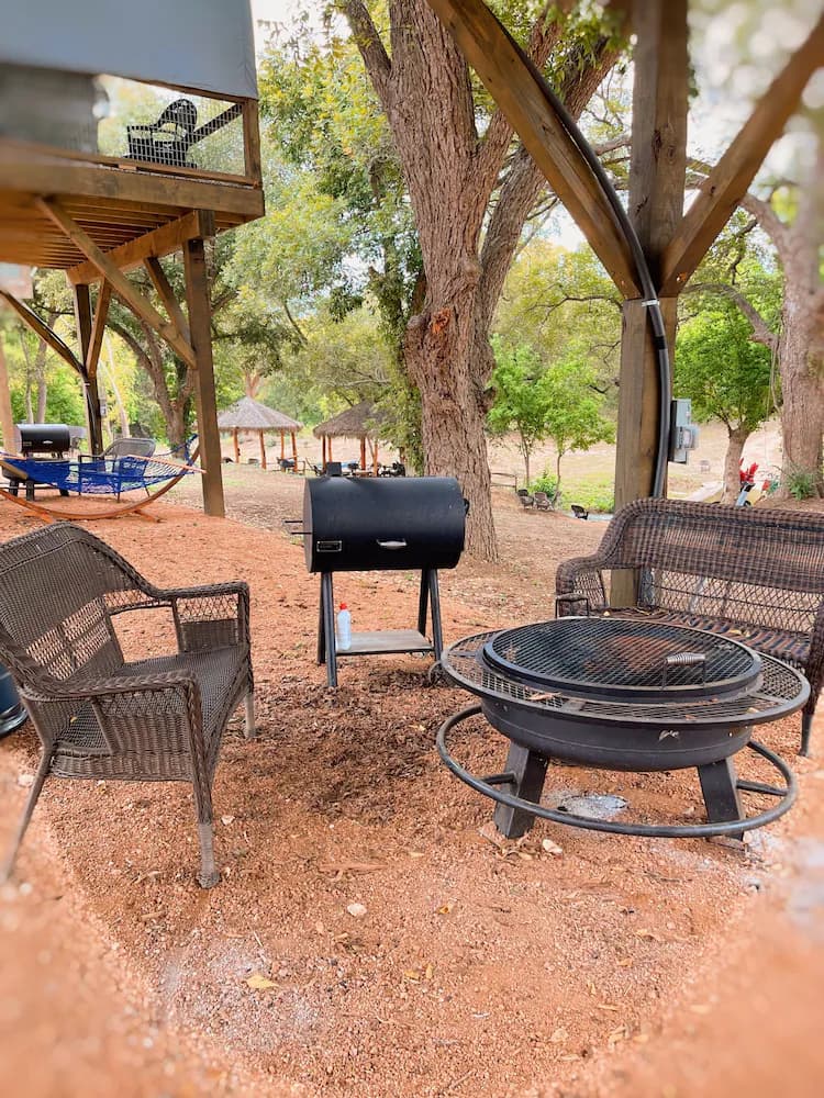 BBQ/picnic area