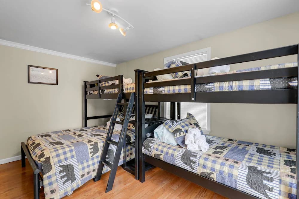 Children's theme room
