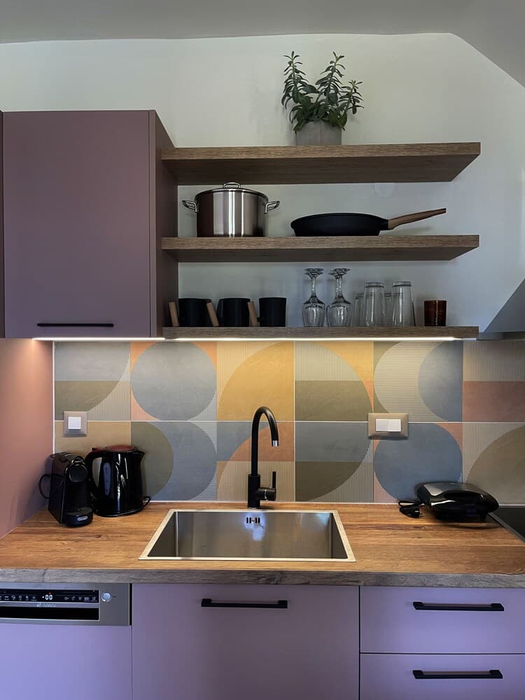 Private kitchenette