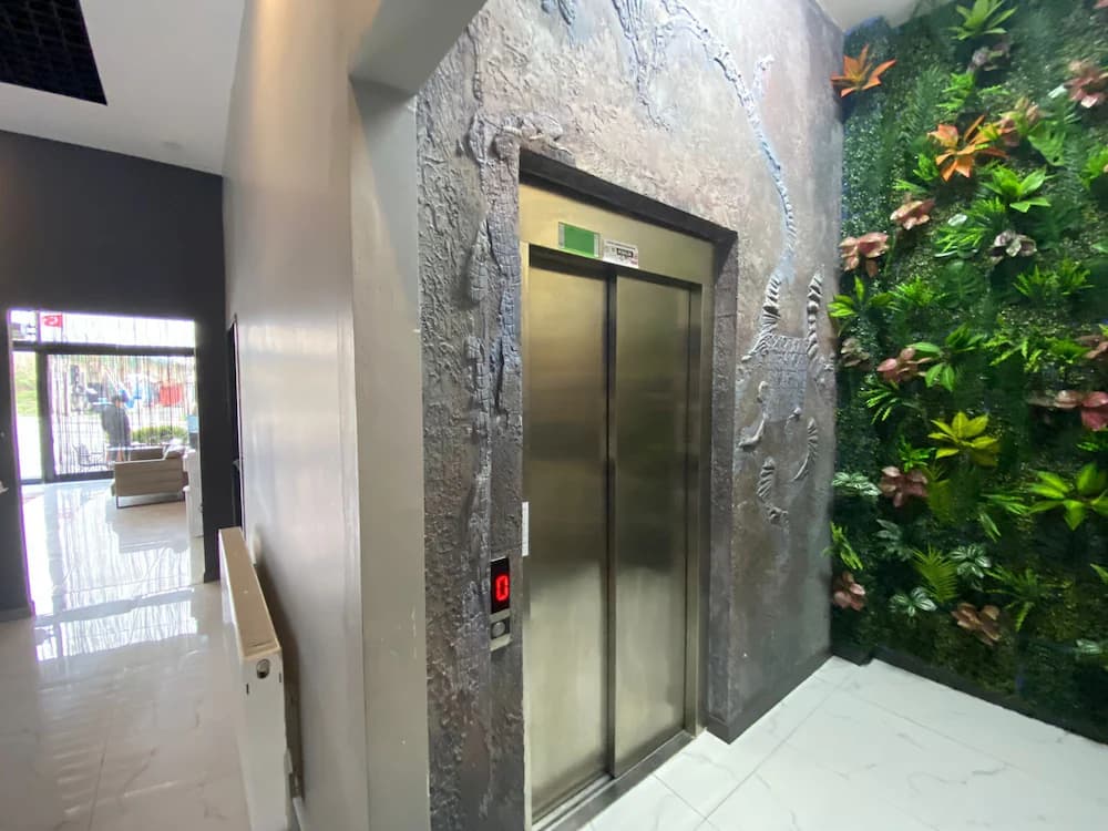 Elevator
