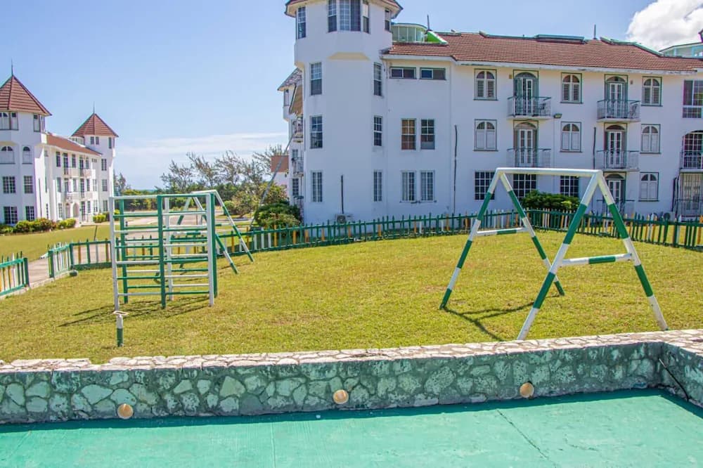Children's play area - outdoor