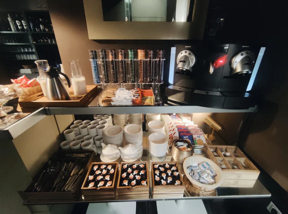 Breakfast buffet