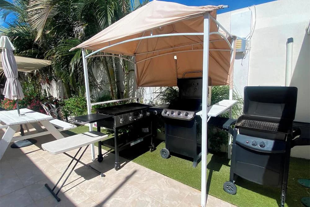 BBQ/picnic area
