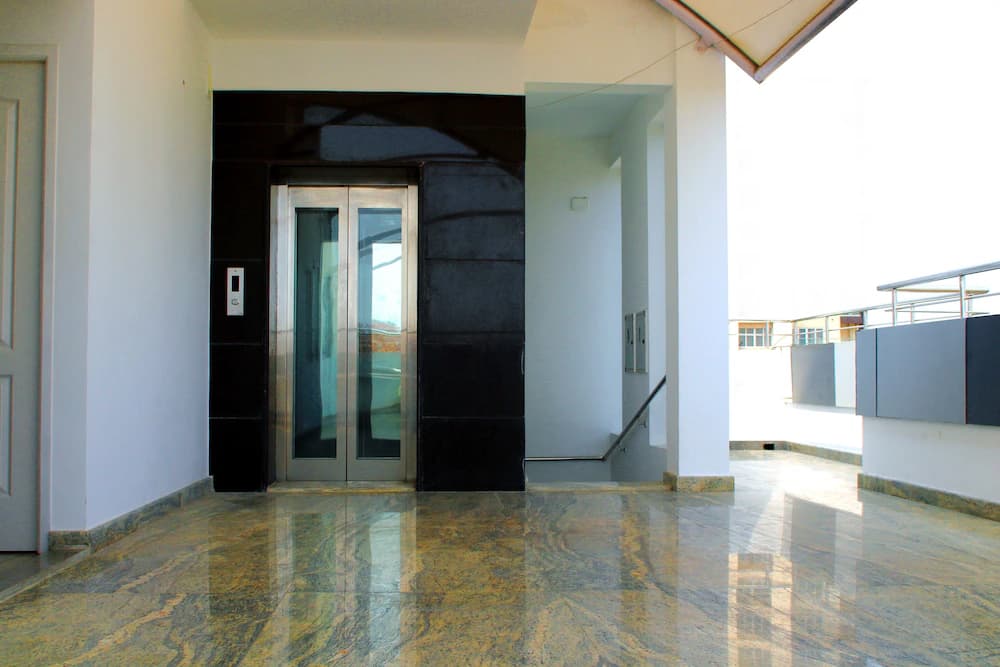 Elevator