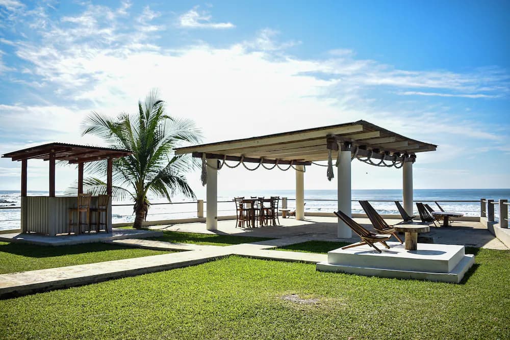 Beach bar