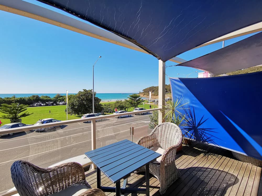 Beach/ocean view