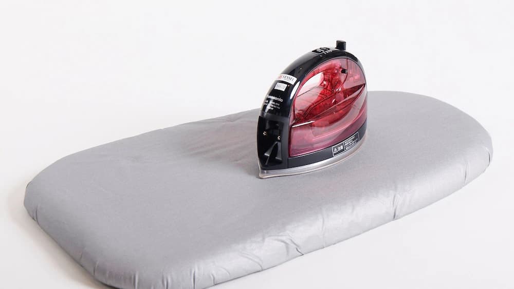 Iron/ironing board
