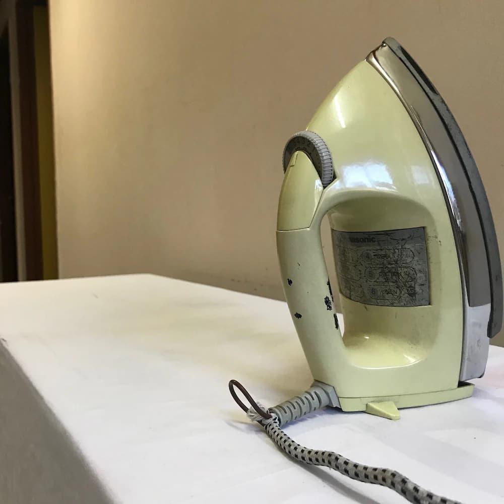 Iron/ironing board