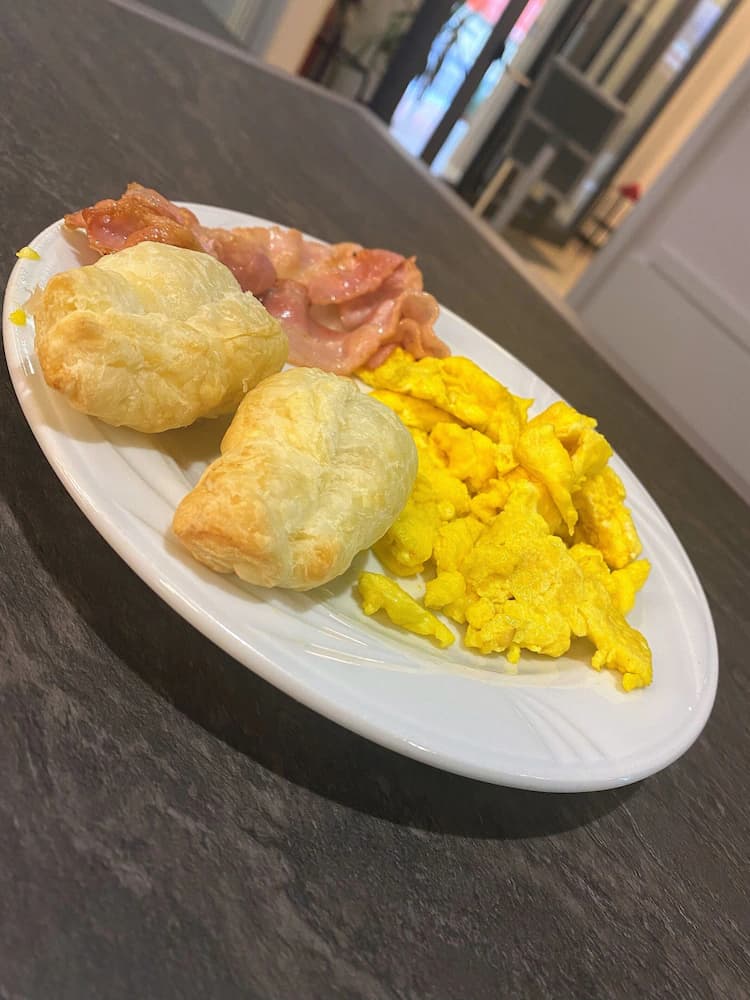 Breakfast meal