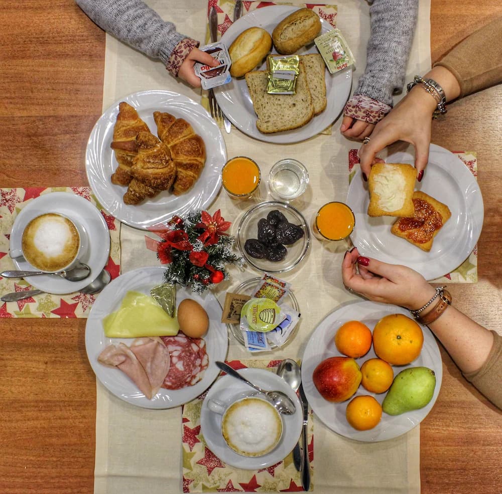 Breakfast area
