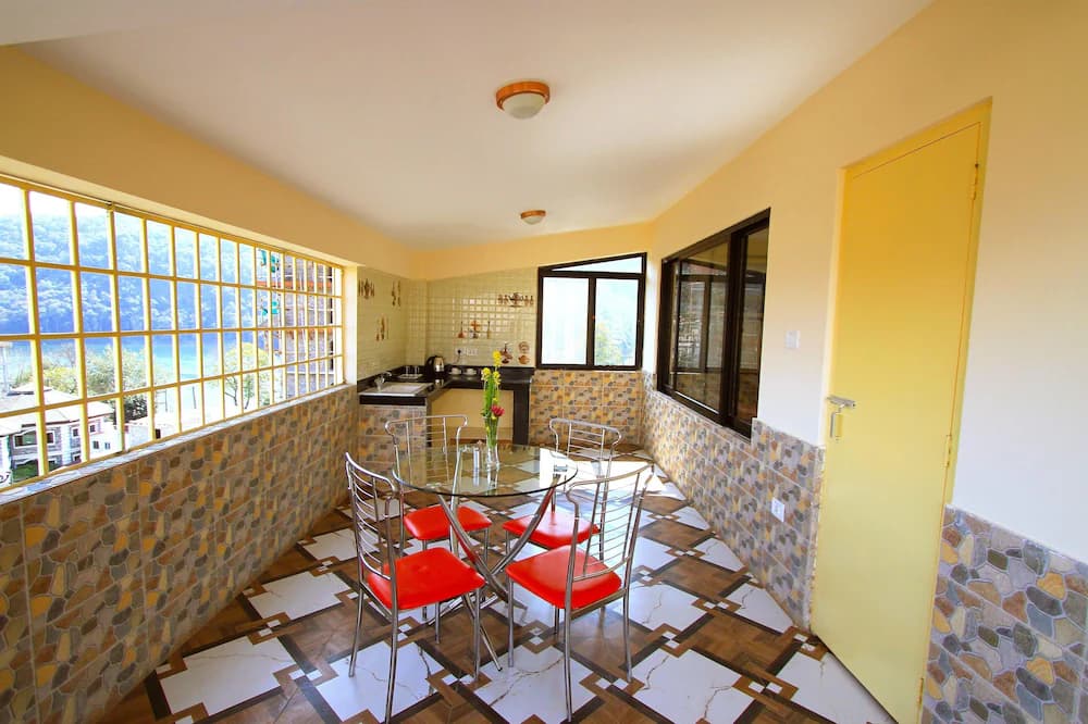Private kitchenette