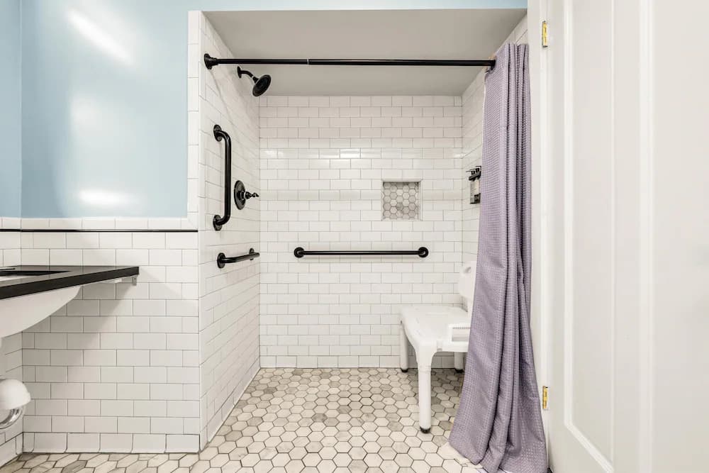 Bathroom shower