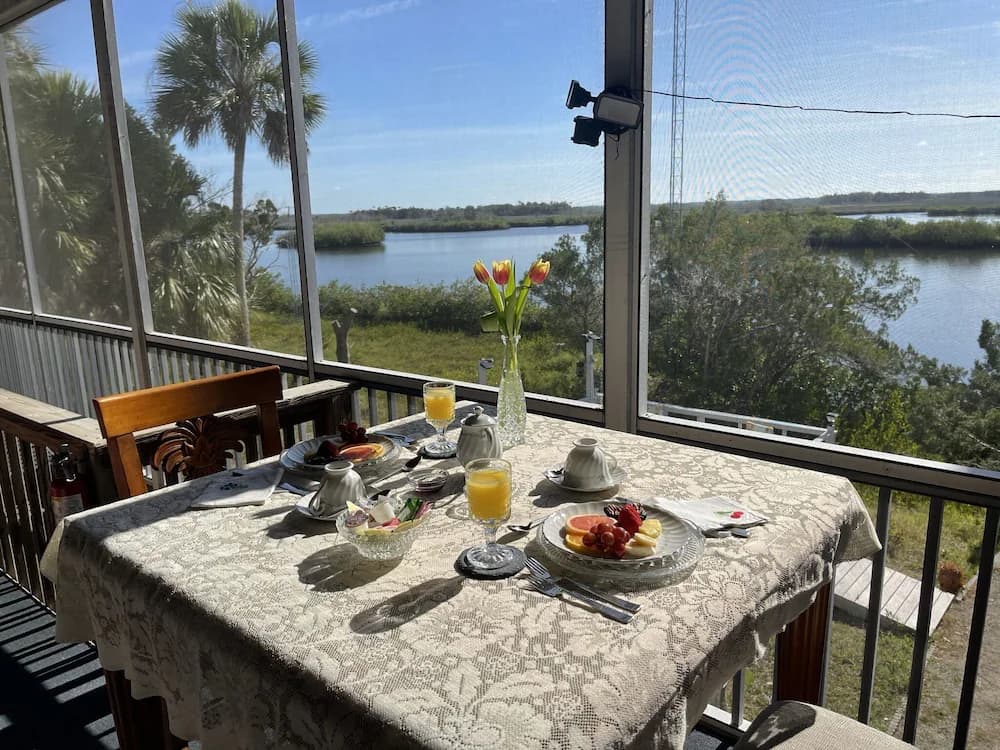 Breakfast area