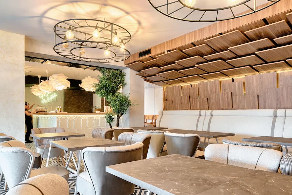 Breakfast area