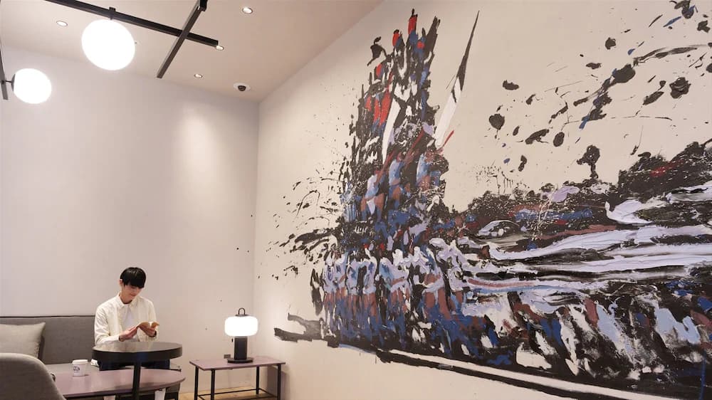 Lobby lounge