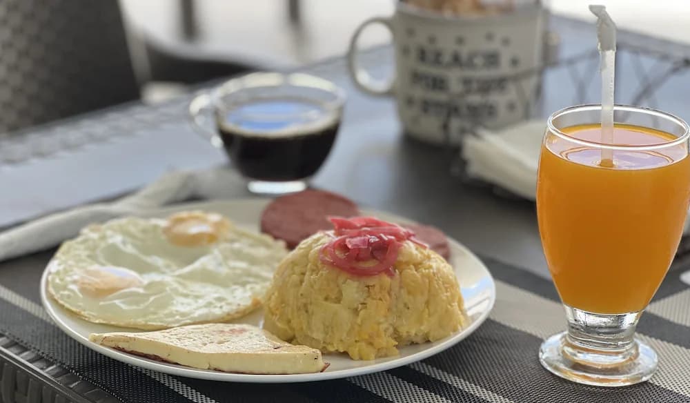Breakfast meal