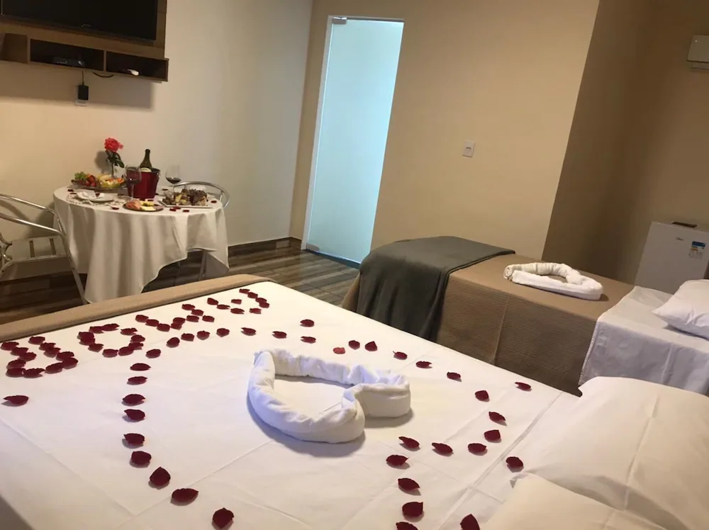 Champagne service
