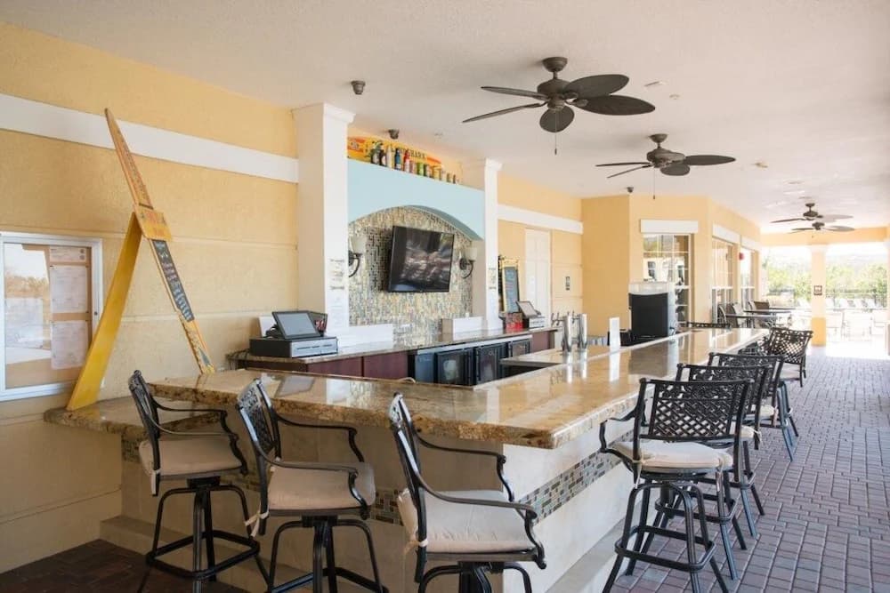 Poolside bar