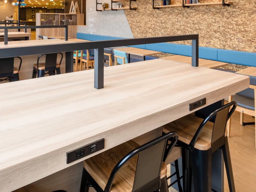 Breakfast area