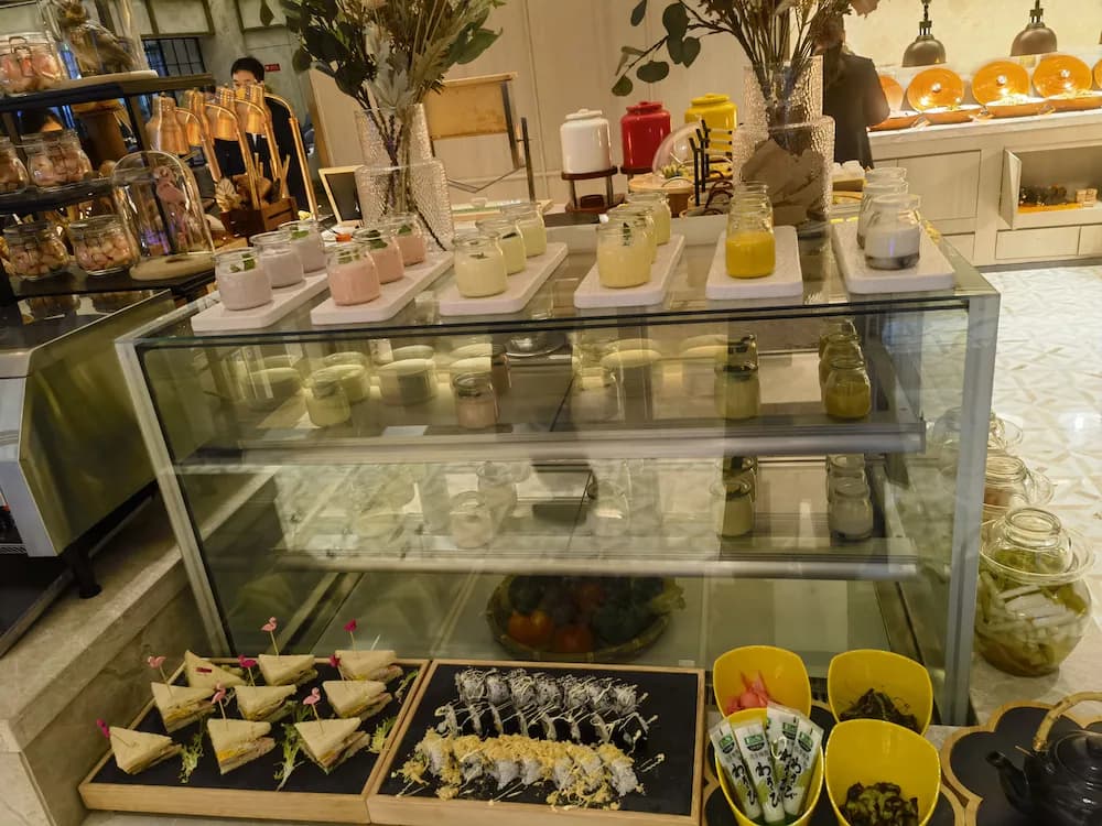Breakfast buffet