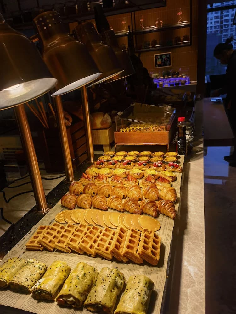 Breakfast buffet