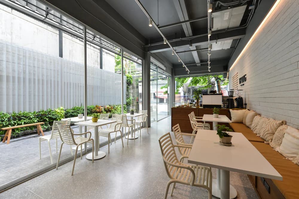 Coffee shop