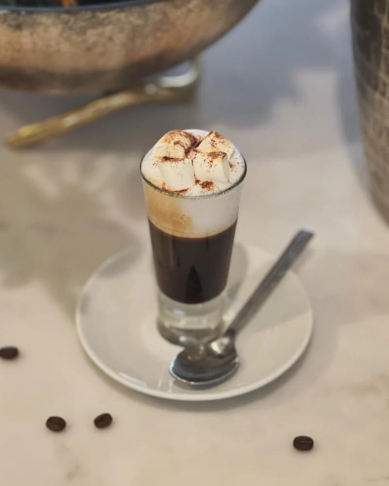 Coffee shop