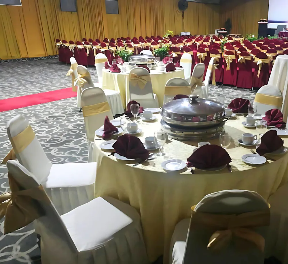 Banquet hall