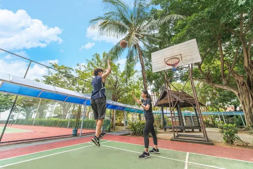 Sport court