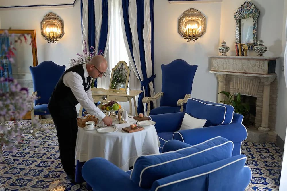 Room service - dining