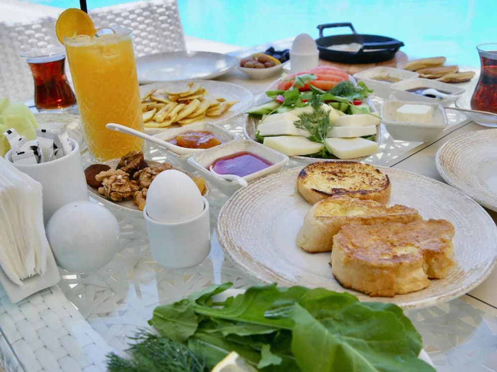 Breakfast meal