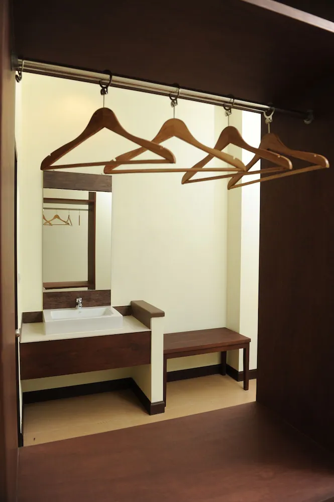 Room amenity
