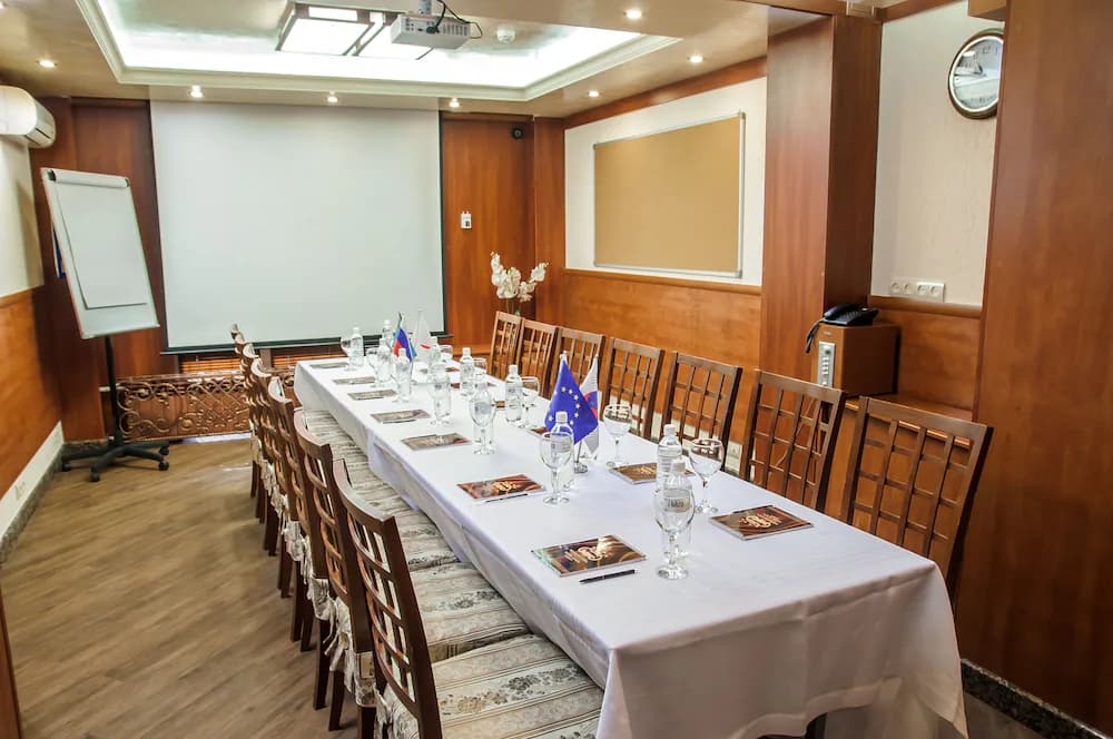 Meeting facility