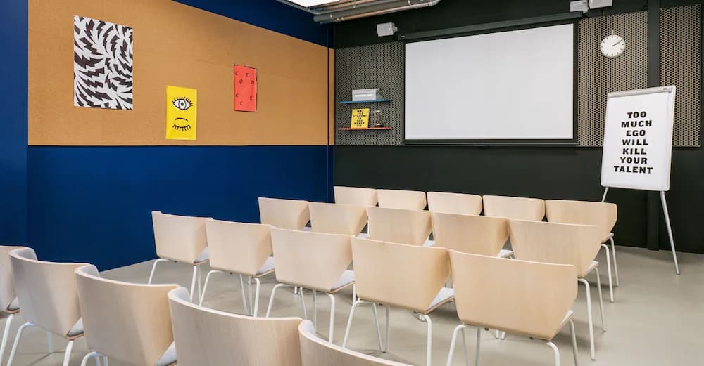 Meeting facility