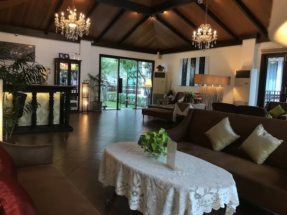 Lobby sitting area