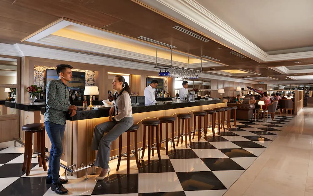 Lobby lounge