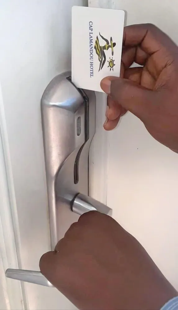 Check-in/check-out kiosk