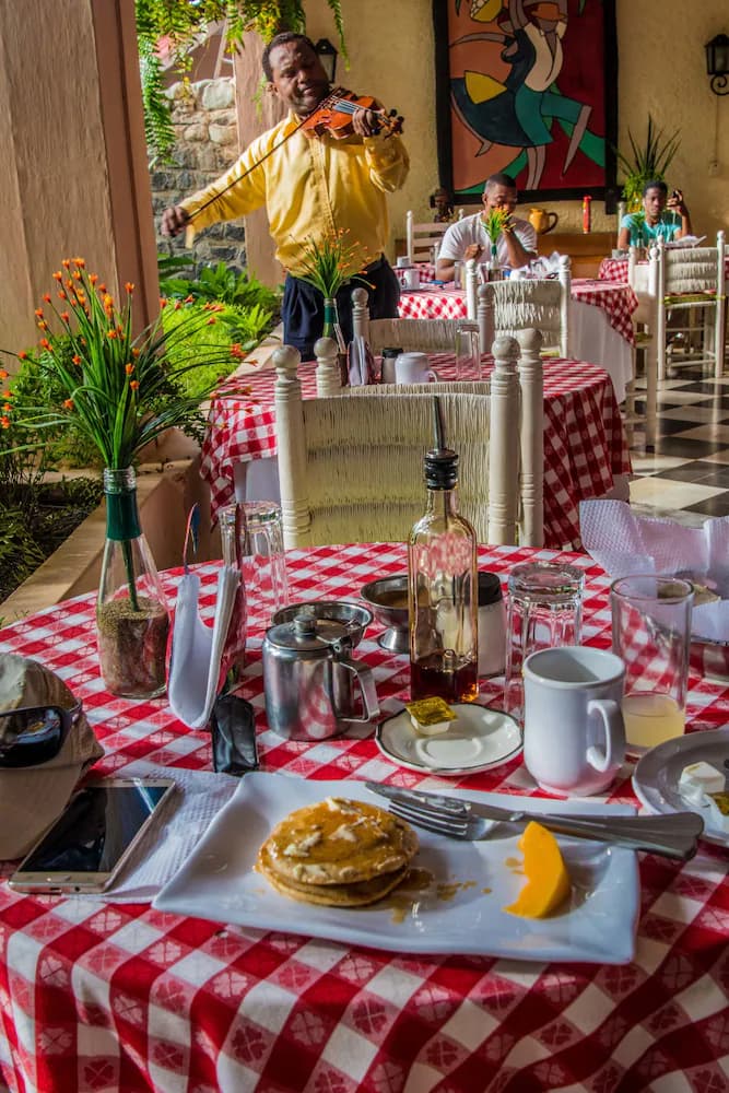 Breakfast area