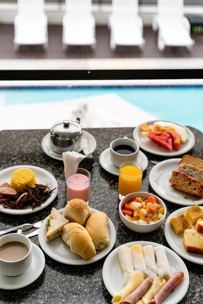 Breakfast area