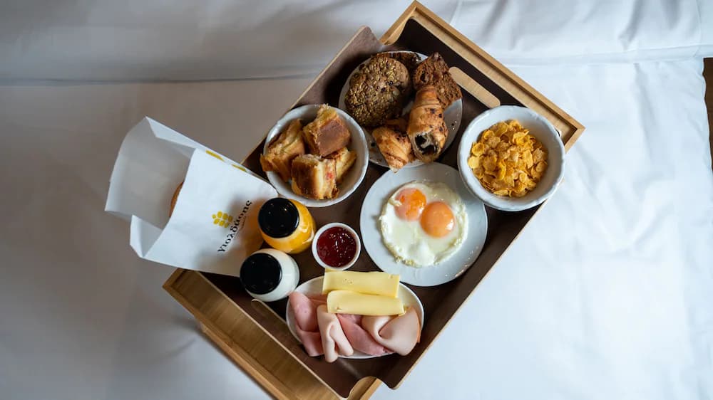 Breakfast meal